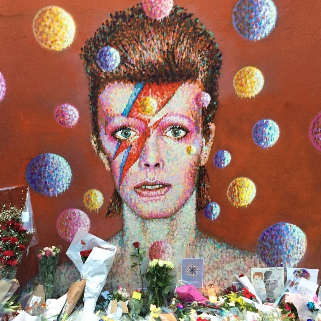 Berlin bids farewell to David Bowie