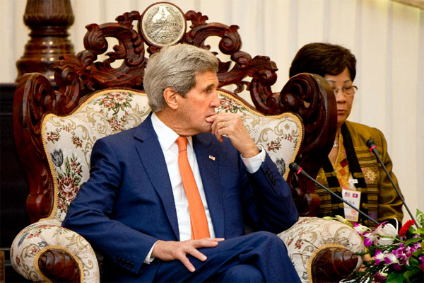 U.S. Secretary of State John Kerry meets with Lao Prime Minister Thongsing Thammavong at the Prime Minister's Office in Vientiane Laos Monday Jan. 25 2016