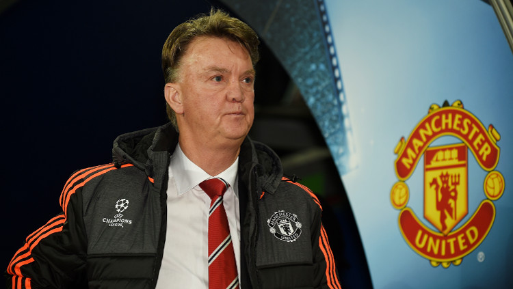 Louis van Gaal Will Decide Whether or Not to Leave Manchester United Today