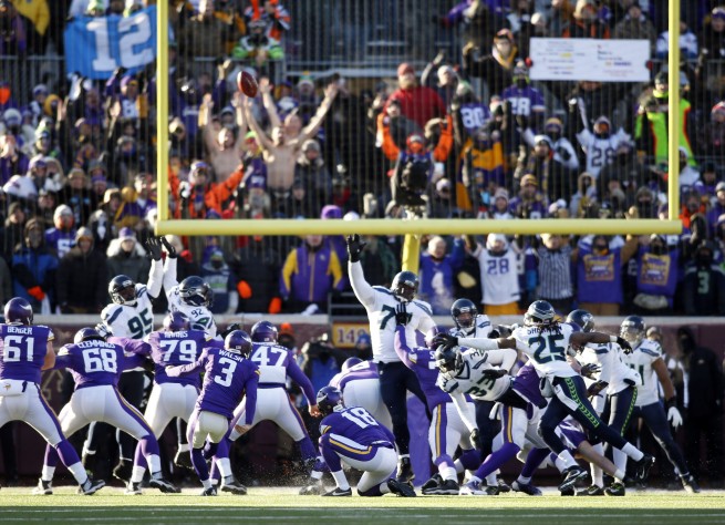 Vikings kicker Blair Walsh misses the potential game-winning field goal against the Seahawks Sunday