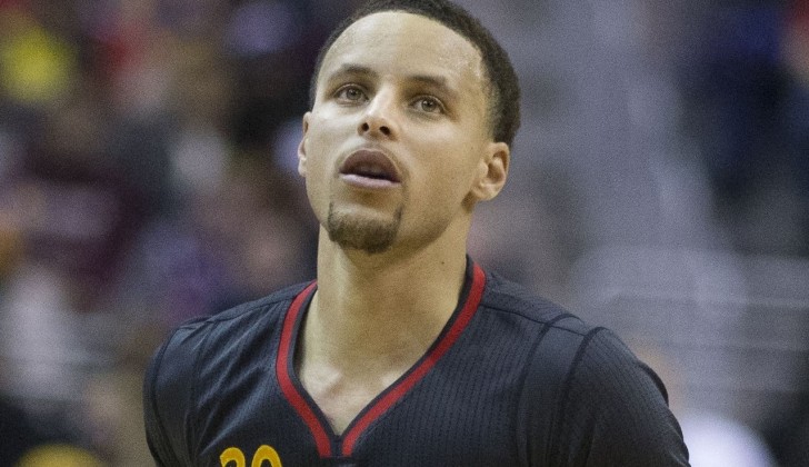 Stephen Curry Of Golden State Warriors Injures Shin Again Feels Frustrated