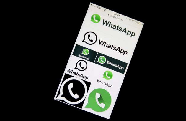 WhatsApp service crashed briefly
