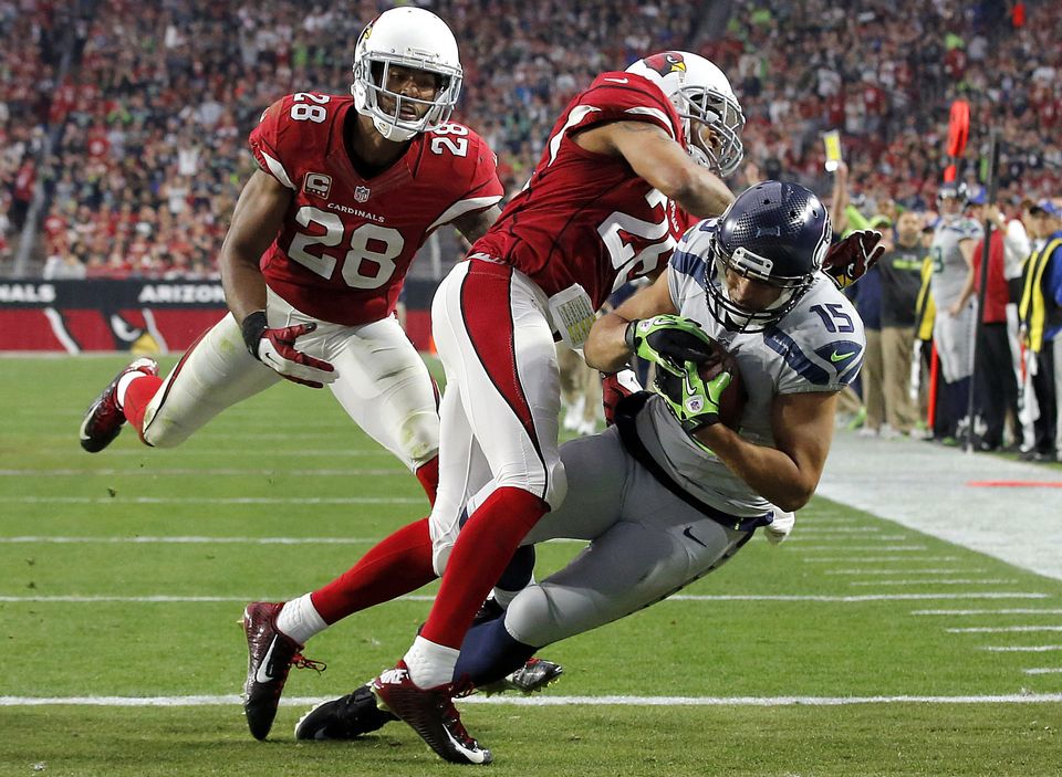 Wilson Seahawks rout Cardinals 36-6