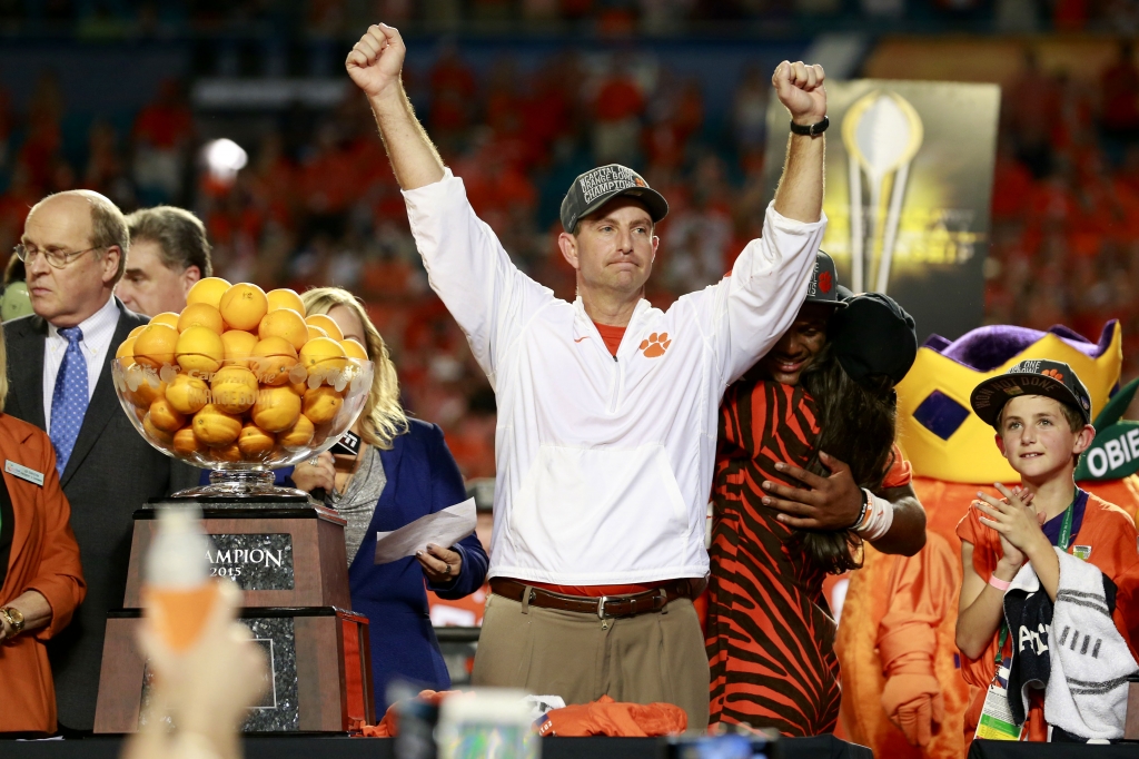 Clemson a similar opponent for Alabama in title game as 2010 Auburn team