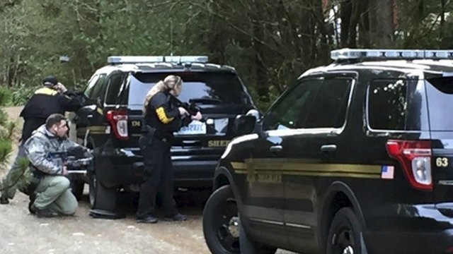 After standoff in Washington state 5 dead including gunman