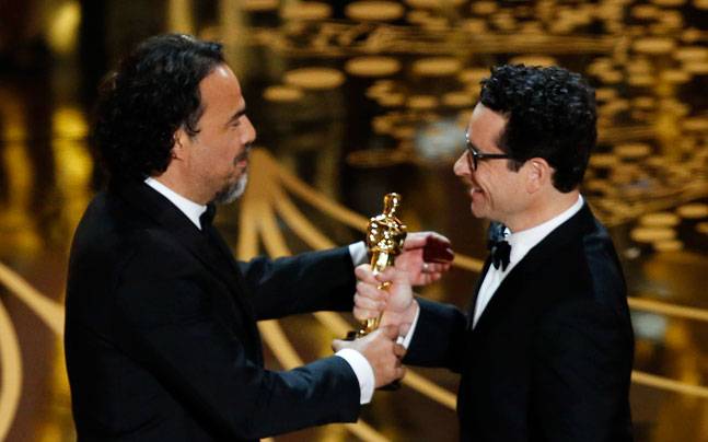 Alejandro G Inarritu wins best director