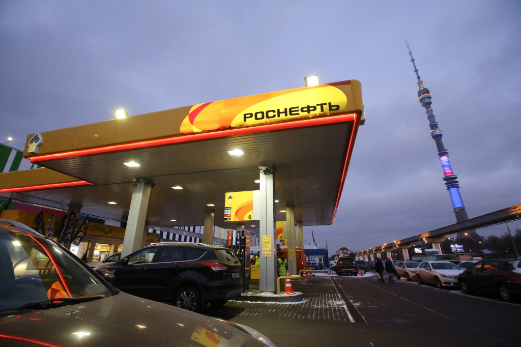 An OAO Rosneft gas station near the Ostankino TV tower in Moscow Russia on Tuesday Dec. 2 2014