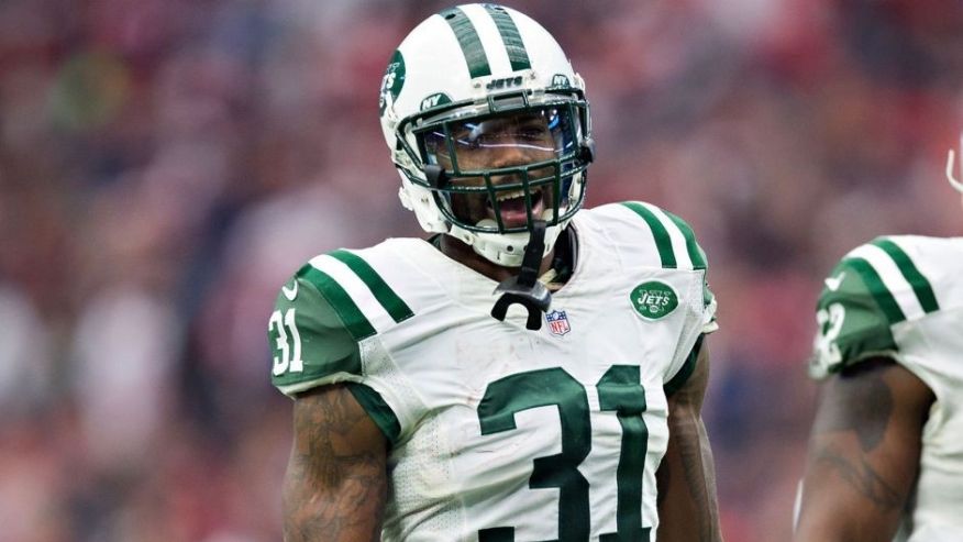 HOUSTON TX- NOVEMBER 22 Antonio Cromartie #31 of the New York Jets looks over the offense during a game against the Houston Texans at NRG Stadium