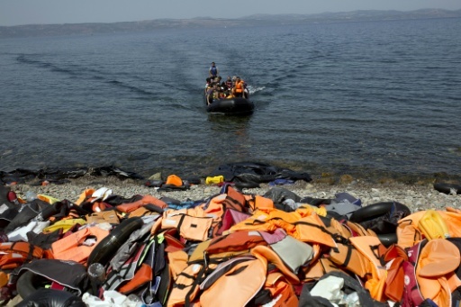 At least nine migrants drown off Turkish coast report