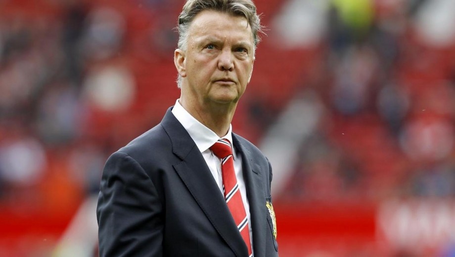 How Louis Van Gaal can still save his Manchester United job and look successful doing