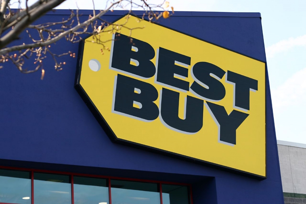 Best Buy forecast misses expectations Add to ...