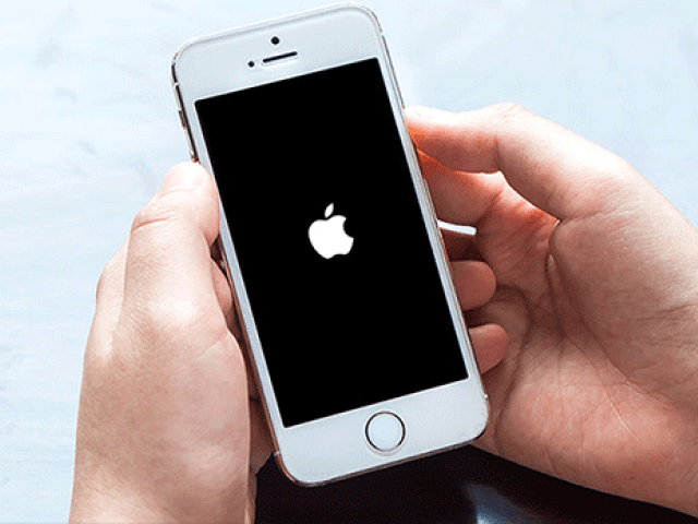 iOS 9 bricks iPhones with unauthorized homebutton repairs