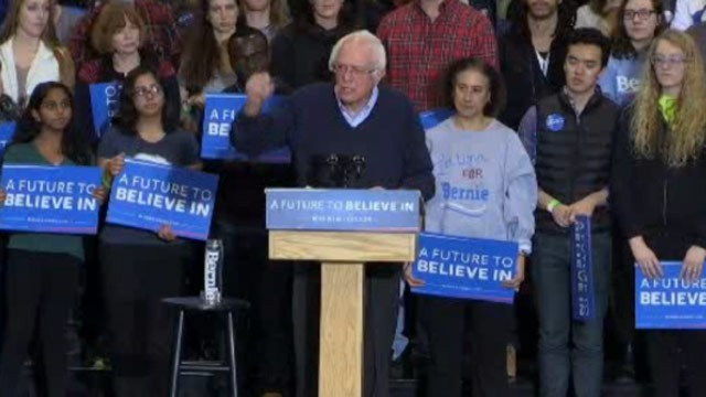 Feminist icon Gloria Steinem says young women support Bernie Sanders to meet boys