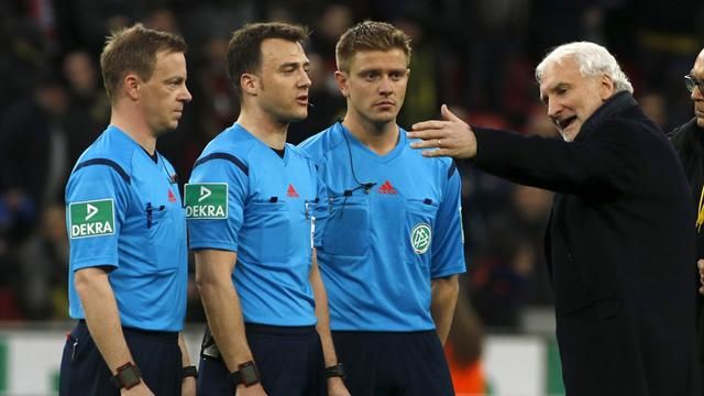 Rudi Voller slams referee over Leverkusen Dortmund stoppage