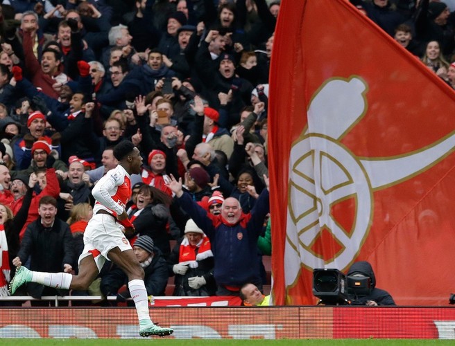 Danny Welbeck The Hero As Arsenal Beat 10 Man Leicester