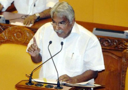 Ruckus in Kerala Assembly, Opp stages walkout against Chandy