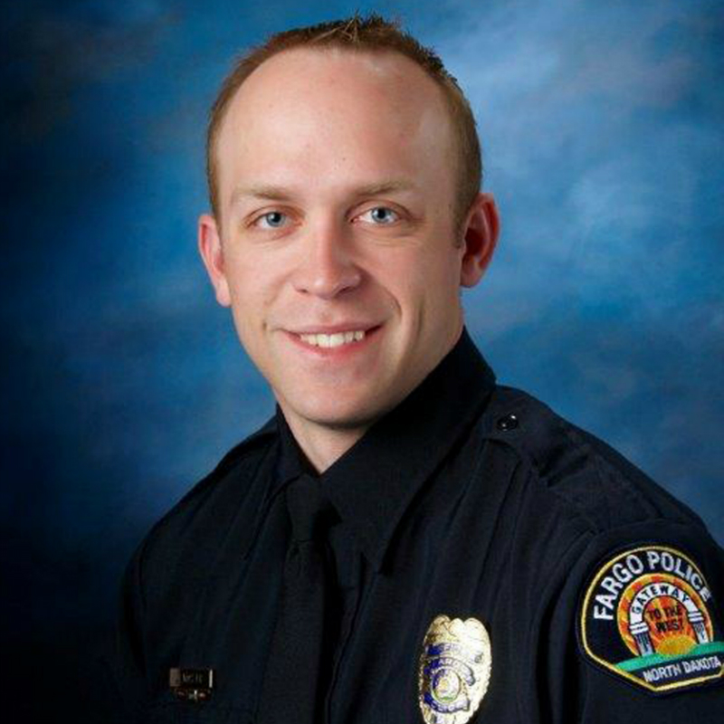 Fargo police say officer mortally wounded after standoff