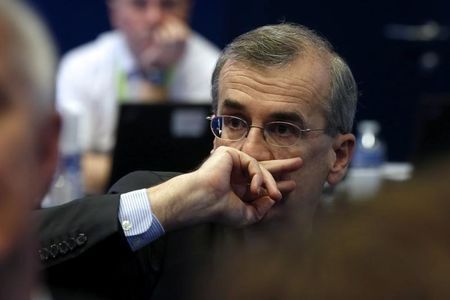 UK-ECB-FRANCE:French central bank head cautions on oil price impact- newspaper