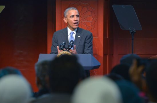 MosqueVisit began trending on Twitter during Obama’s speech at a mosque in Baltimore but not everyone was supporting the president's act of solidarity