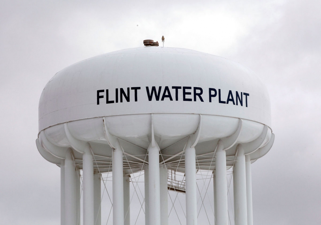 Investigators considering criminal charges in Flint water crisis