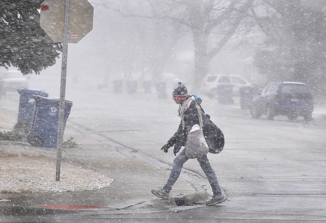 Lapeer County under winter storm warning