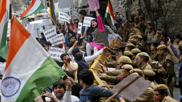 JNU Row Academicians from 400 international varsities extend support