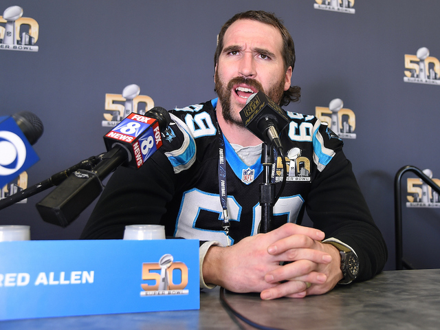 Former Bears DE and LB Jared Allen announces retirement in a unique way