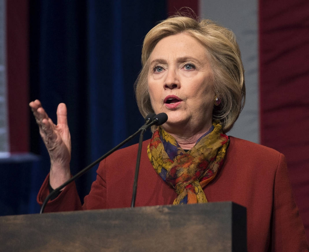 Judge opens door to new stage for Clinton email case