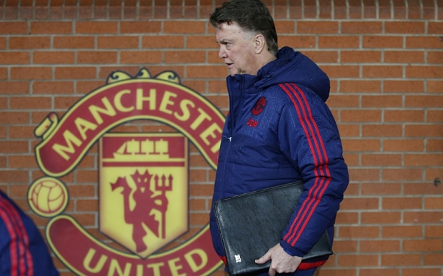 Louis Van Gaal'did not offer to resign as Manchester United manager