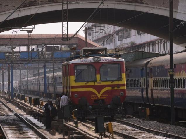 Suresh Prabhu to present Rail Budget for 2016-17 today; hike in train fares unlikely despite weak finances