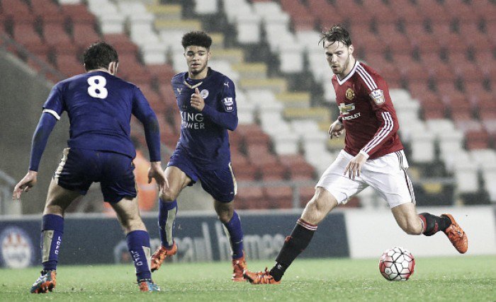 Nick Powell leaves Manchester United on loan to Hull City