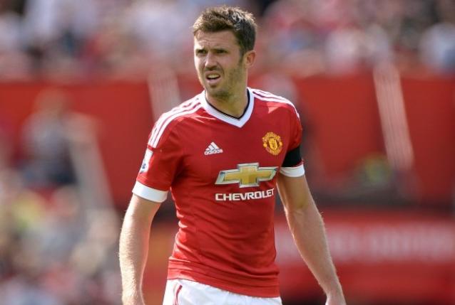 Manchester United Midfielder Apologises To Fans