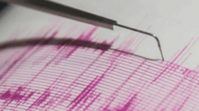 Moderate quake jolts Nepal 15 injured