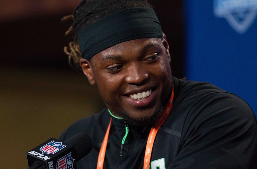 Watch Derrick Henry run a 4.54 40 at NFL Scouting Combine