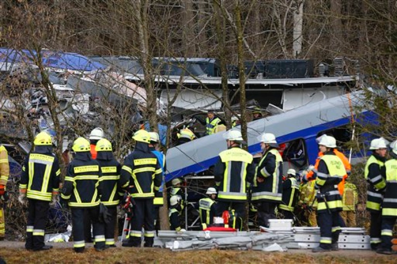 Train crash near Munich leaves several injured