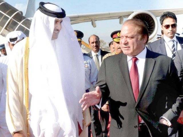 Prime Minister Nawaz Sharif receives Qatari emir at the Nur Khan base in Rawalpindi