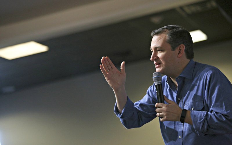 U.S. Republican presidential candidate Ted Cruz attends a campaign event in Windham New Hampshire