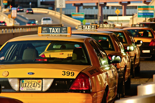 The taxi line at Newark Airport