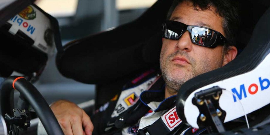 Tony Stewart Hospitalized–Read NASCAR Racers’ Reactions