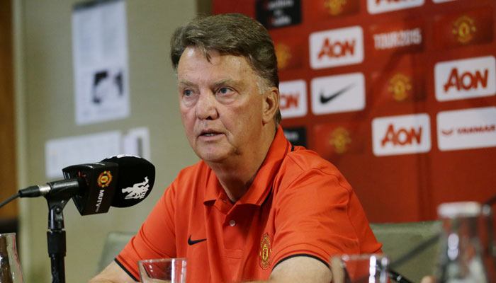 VIDEO Manchester United FC manager Louis van Gaal lashes out at reporters...again