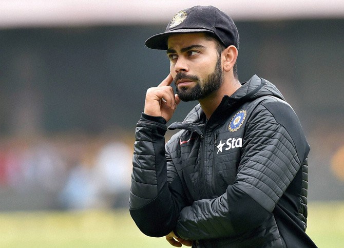 See Pic: After cooling down Kangaroos, Virat Kohli spills hotness with shirtless selfie