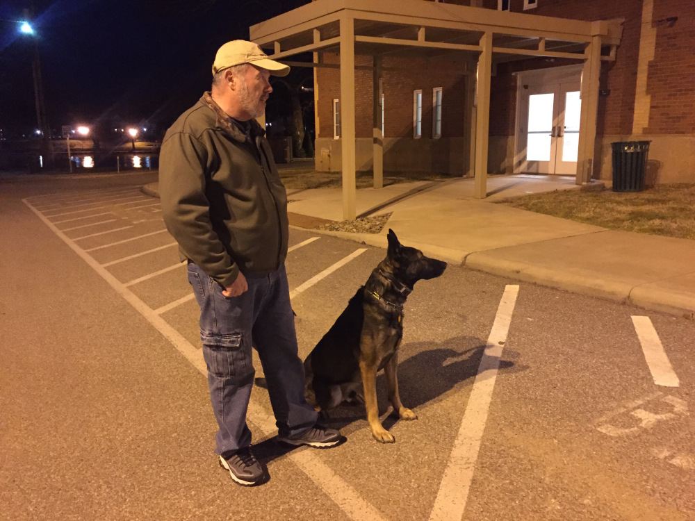 Ex-Ohio officer rejects deal to volunteer, keep K-9 partner