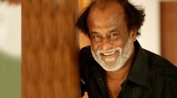 Rajinikanth shocks everybody at the Airport