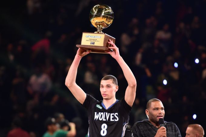 Will Zach Lavine lift the title again this year against a pitiful class of dunkers