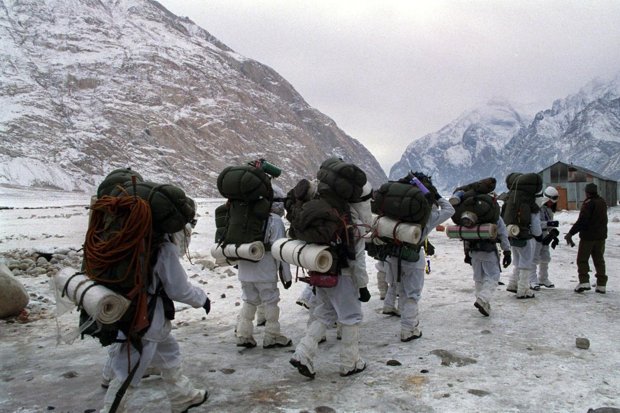 Soldiers on the Siachen glacier