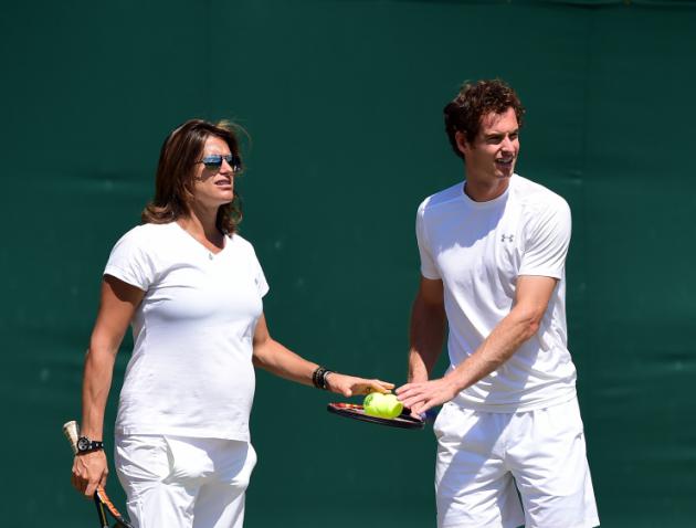 Tim Henman encourages Andy Murray to stick with Jamie Delgado as coach