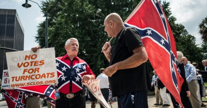 Confederate flag supporters