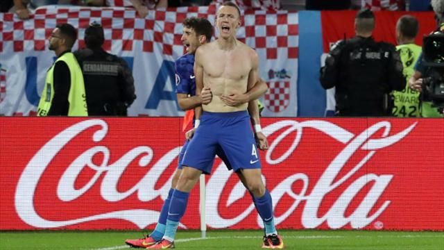 Croatia fight back to beat defending champions Spain and top Group D