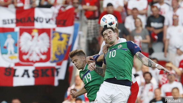 Northern Ireland's Kyle Lafferty and Jamie Ward in action