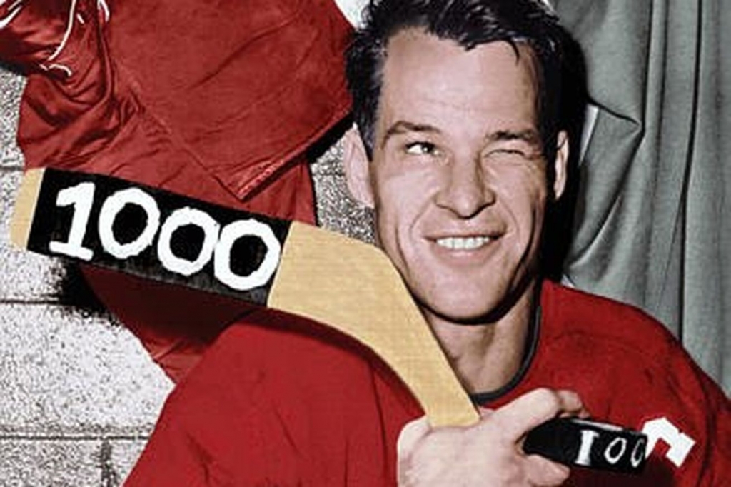 Hockey legend Gordie Howe dies at 88